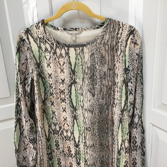 Banana Republic Snake Print Top - Picture 11 of 16